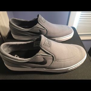 Nike Janoski men’s shoes